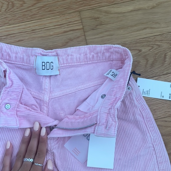 BDG pink shorts - Picture 3 of 3